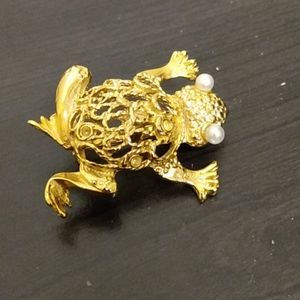 Gold Frog Brooch Pin